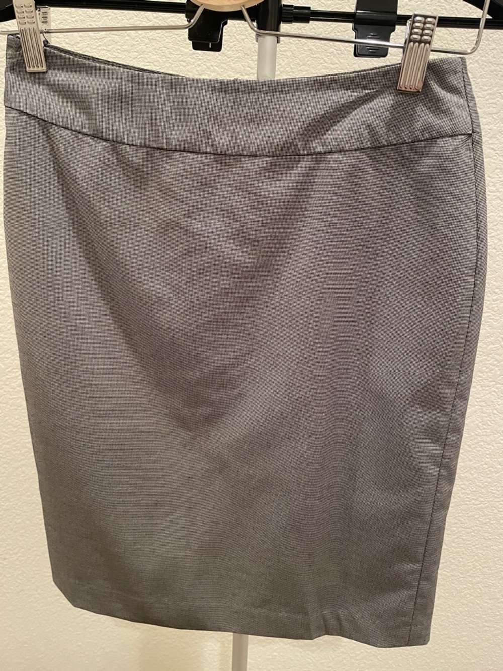 Banana Republic Gray Pencil Skirt